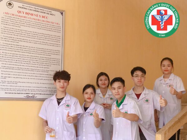 Ngành Dược học trường nào? Học Cao đẳng Dược ở đâu tốt nhất?