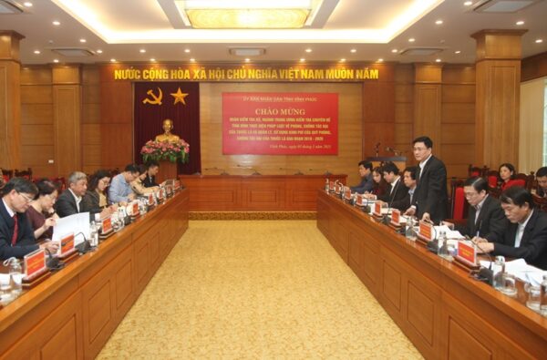 Đẩy mạnh hơn nữa công tác phòng, chống tác hại của thuốc lá